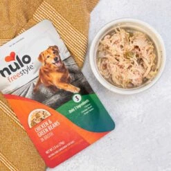 Nulo FreeStyle Chicken & Green Beans In Broth Dog Food Topper -Cozy Paws 209729 PT7. AC SS1800 V1666733377