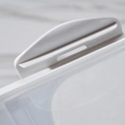 Hanamya BPA Free Pet Food Storage Container & Measuring Cup, White -Cozy Paws 268707 PT7. AC SS1800 V1660706055