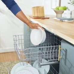 Frisco Elevated Slanted Bamboo Melamine Non-Skid Dog Bowl With Bamboo Stand -Cozy Paws 363387 PT6. AC SS1800 V1657657267