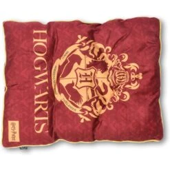 Fetch For Pets Harry Potter Napper Dog Bed, Hogwartz -Cozy Paws 367770 PT2. AC SS1800 V1647475601