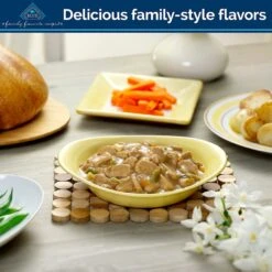 Blue Buffalo Family Favorite Grain-Free Recipes Sunday Chicken Dinner Canned Dog Food -Cozy Paws 51804 PT1. AC SS1800 V1506095425