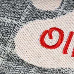 GoTags Paw Personalized Dog & Cat Feeding Mat -Cozy Paws 657982 PT4. AC SS1800 V1666043720