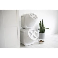 Gamma2 Vittles Vault Stackable Pet Food Storage -Cozy Paws 73481 PT3. AC SS1800 V1445890029
