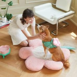 VETRESKA Flora Bolster Cat & Dog Bed -Cozy Paws 805246 PT7. AC SS1800 V1680528947